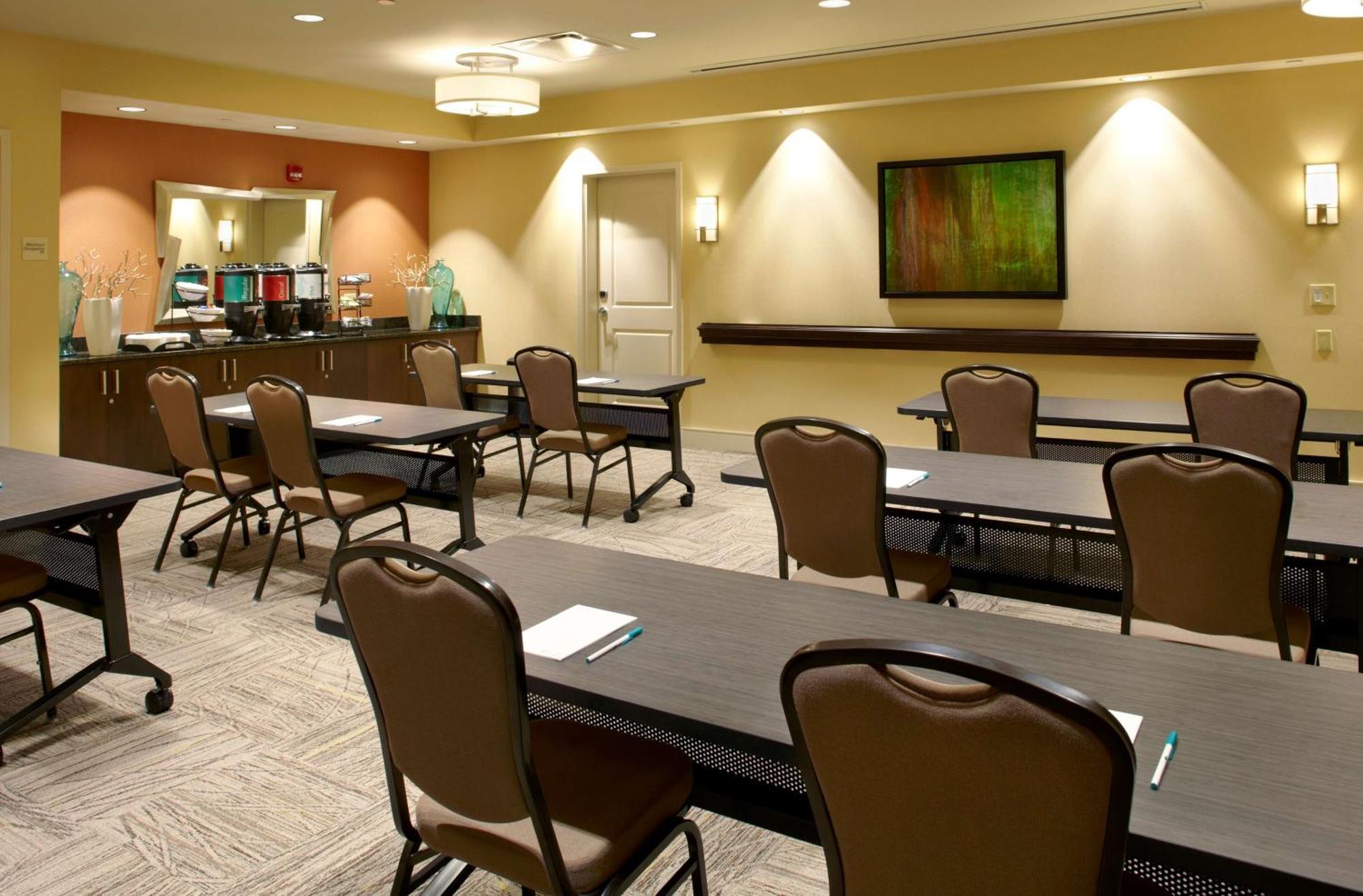 Homewood Suites By Hilton Pittsburgh Airport/Robinson Mall Area Moon Township Exterior photo